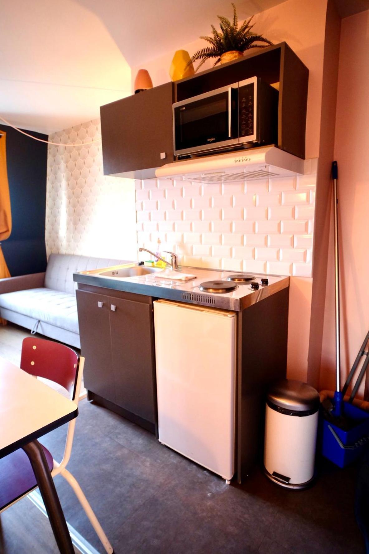 Appartement La Company Des Concierges : La bonbonniere Rose à Caen Extérieur photo